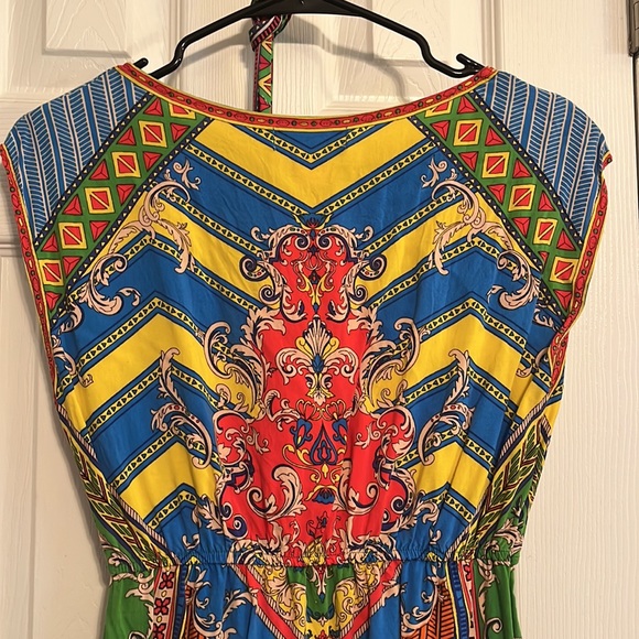 Geometric Patterned Tunic - Picture 5 of 7